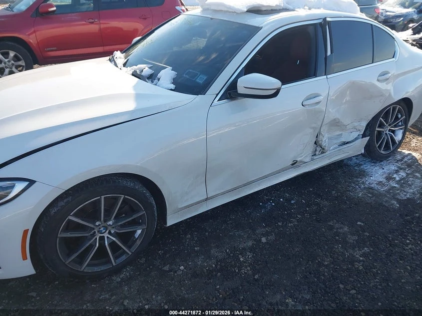 BMW 330 2l I xDrive, снимка 6 - Автомобили и джипове - 54093786