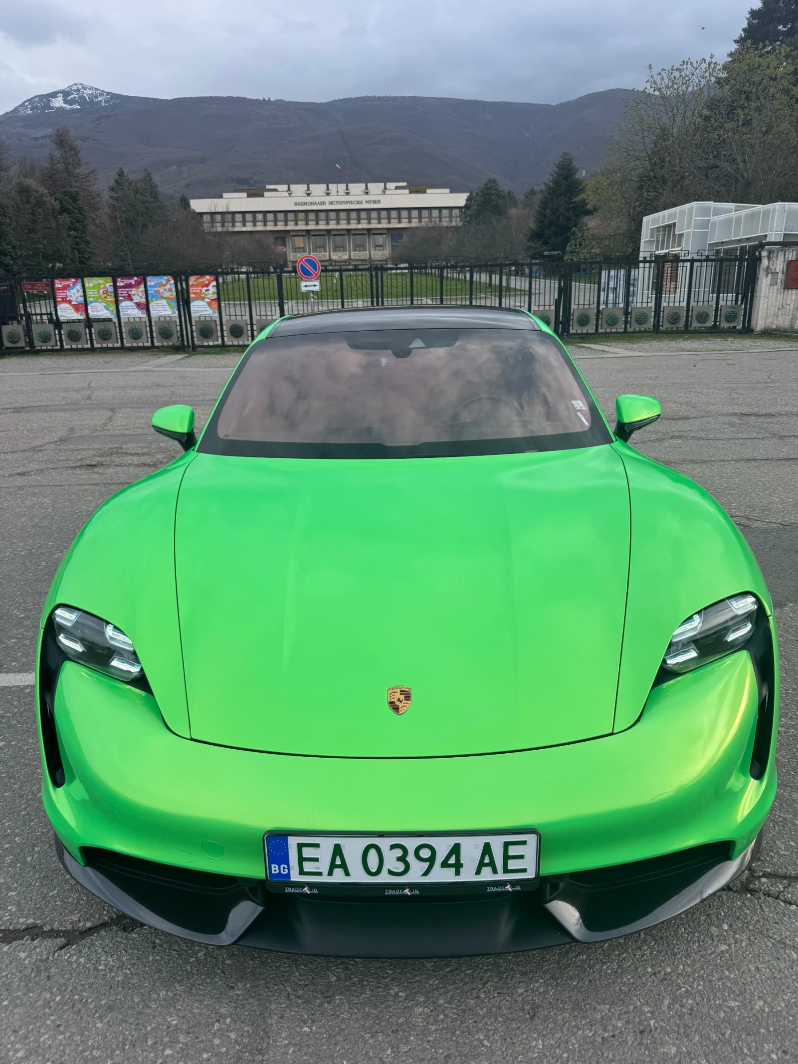 Porsche Taycan Turbo S 761 к.с.