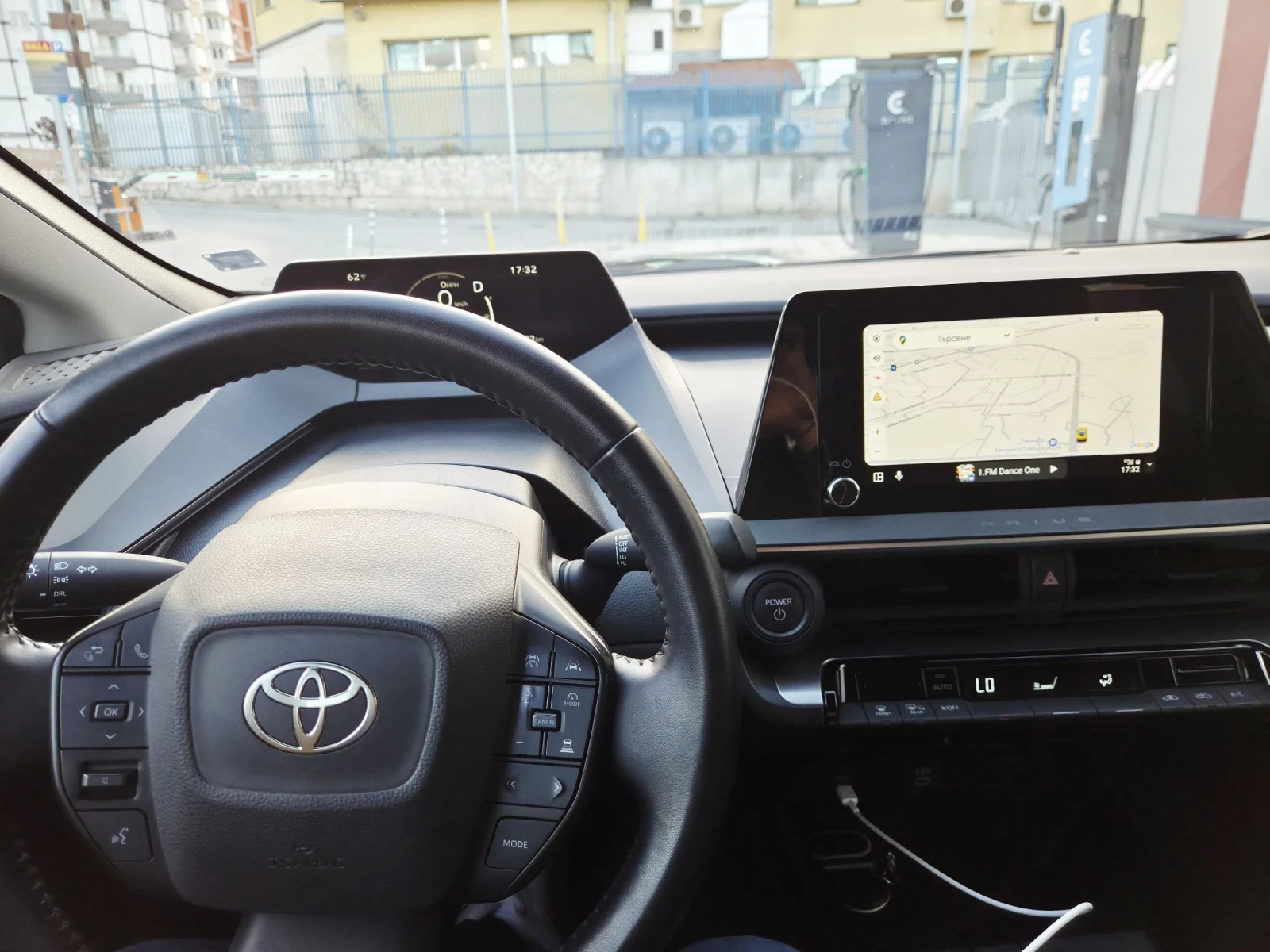 Toyota Prius Toyota Prius 2.0 HEV HIBRID, снимка 5 - Автомобили и джипове - 54587311