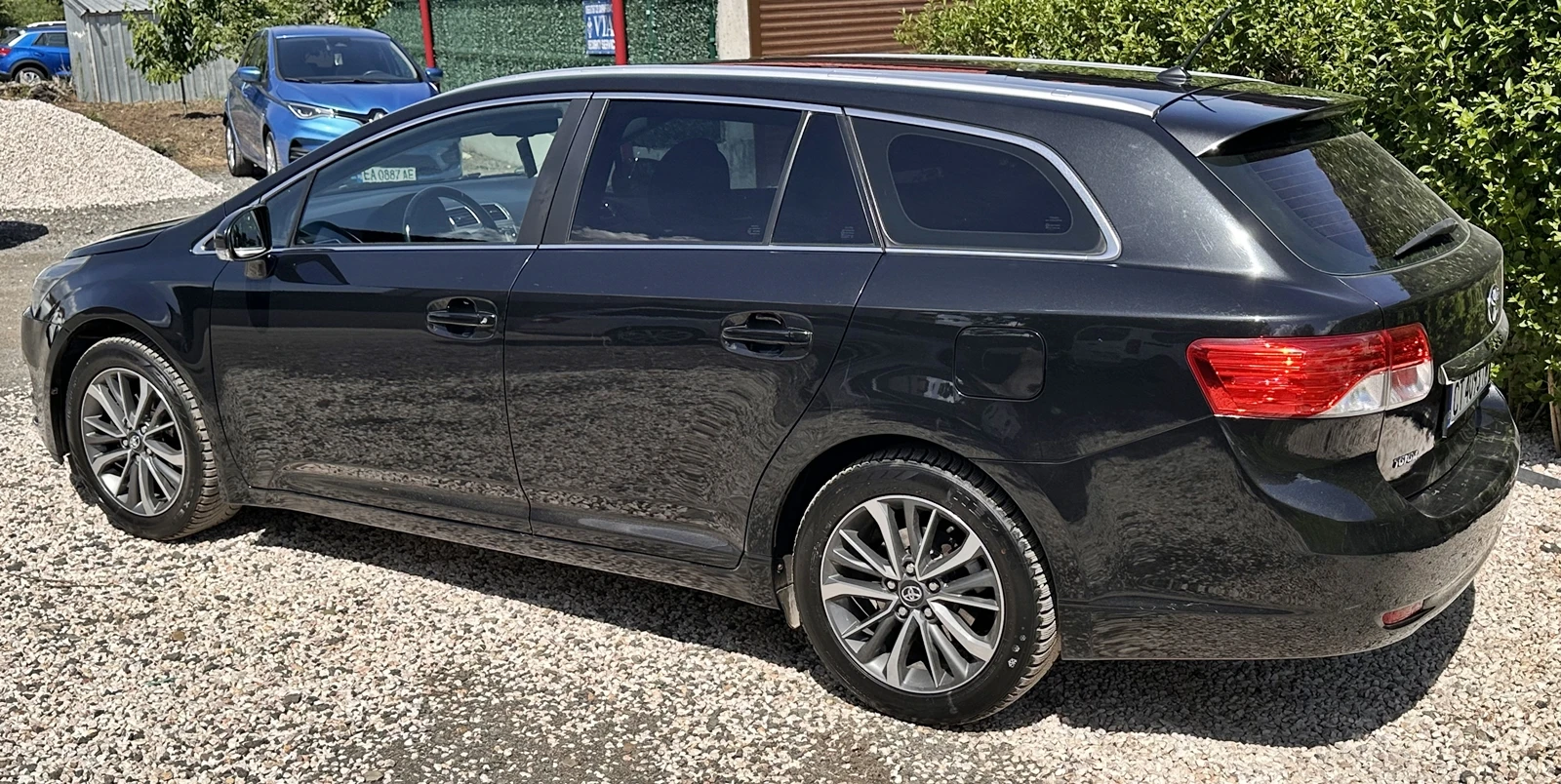 Toyota Avensis 1.8!!!LPG!!!, снимка 3 - Автомобили и джипове - 54672766
