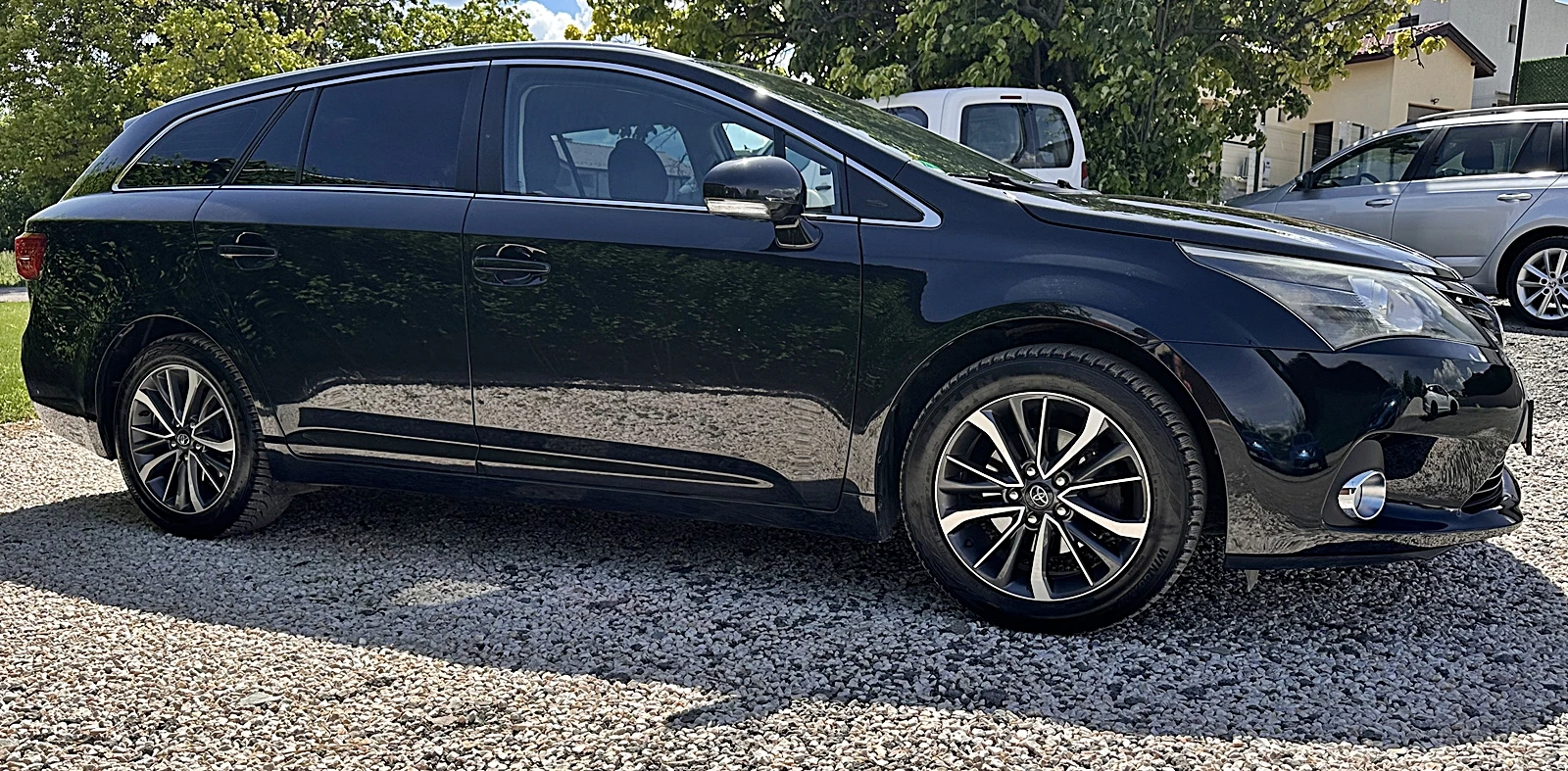 Toyota Avensis 1.8!!!LPG!!!, снимка 5 - Автомобили и джипове - 54672766