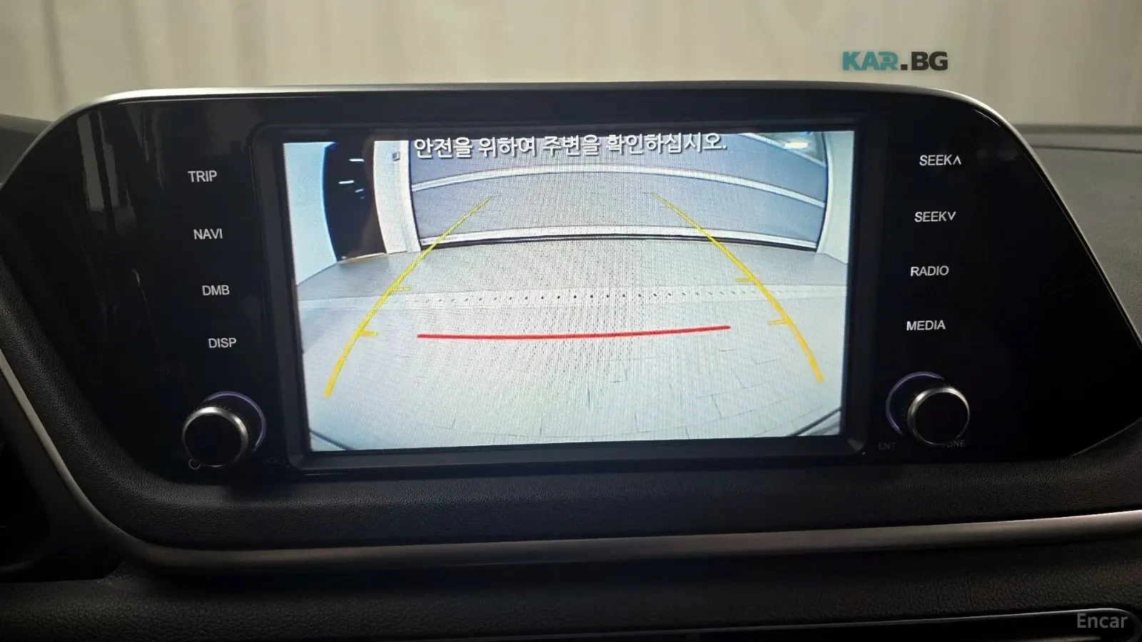 Hyundai Sonata * KEYLESS* Camera* ПОДГРЕВ* Подарък 3м. Г.О, снимка 9 - Автомобили и джипове - 55145886
