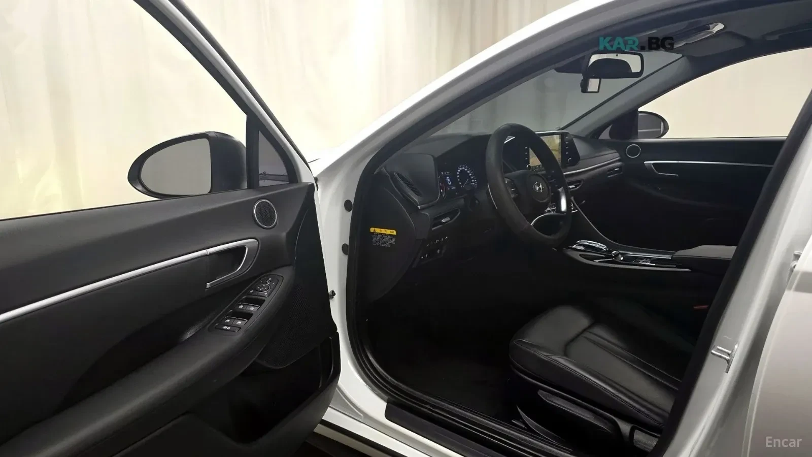 Hyundai Sonata * KEYLESS* Camera* ПОДГРЕВ* Подарък 3м. Г.О, снимка 4 - Автомобили и джипове - 55145886
