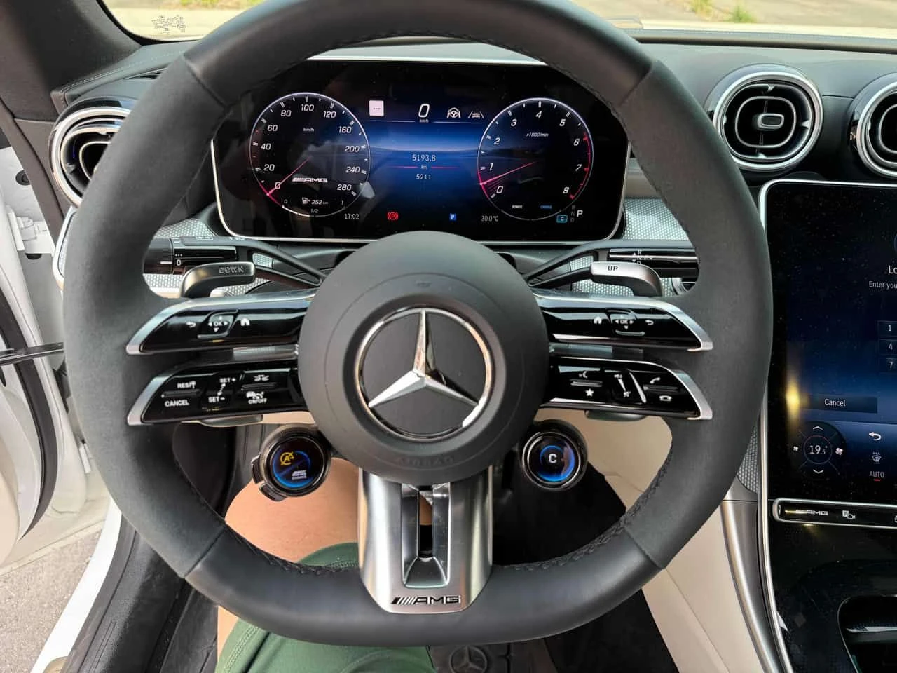 Mercedes-Benz CLE 53 AMG 4MATIC | CARFAX | АВТОКРЕДИТ БЕЗ ПЪРВОНАЧАЛНА, снимка 8 - Автомобили и джипове - 55330173