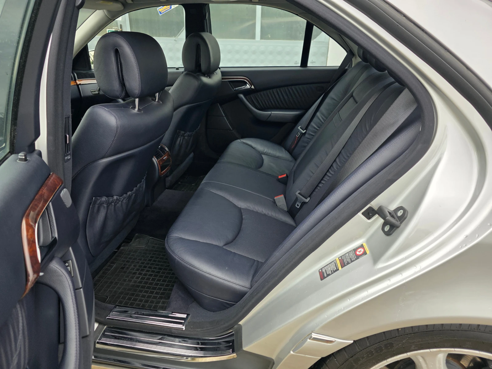 Mercedes-Benz S 320 123000km! KATO HOBA, снимка 11 - Автомобили и джипове - 55428858