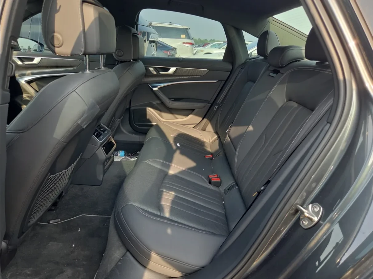 Audi A6 Premium Plus 55TFSI * ПРОБЛЕМ В МОТОРА, снимка 10 - Автомобили и джипове - 55487167