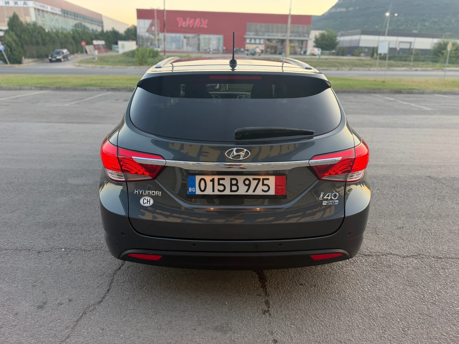 Hyundai I40 2.0i ШВЕЙЦАРИЯ, снимка 3 - Автомобили и джипове - 55730139