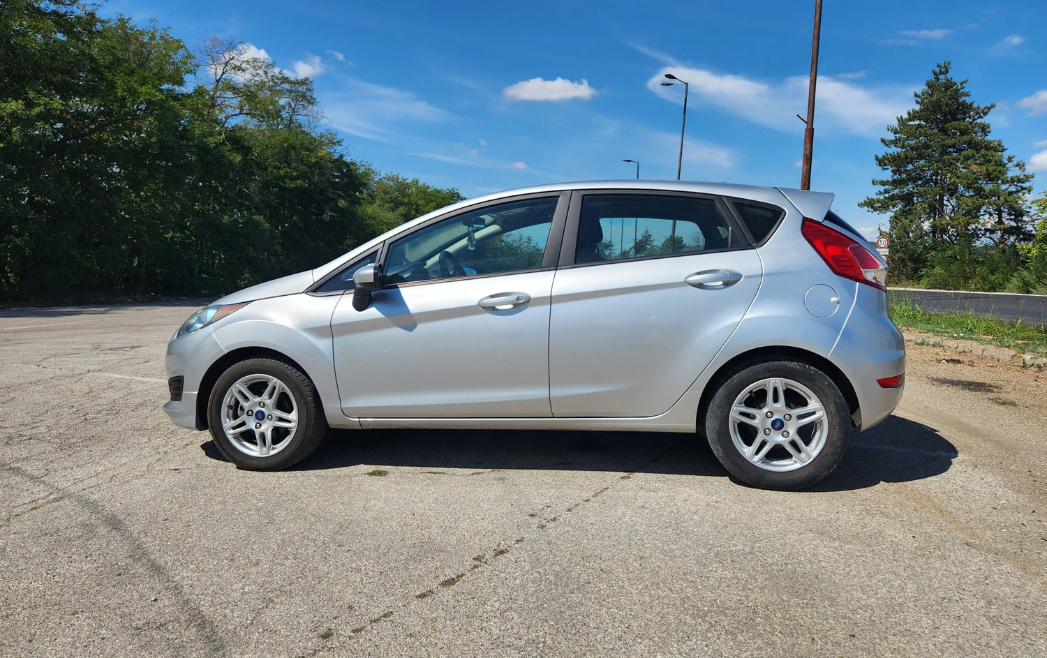 Ford Fiesta 1.6L 120кс, снимка 8 - Автомобили и джипове - 55769127