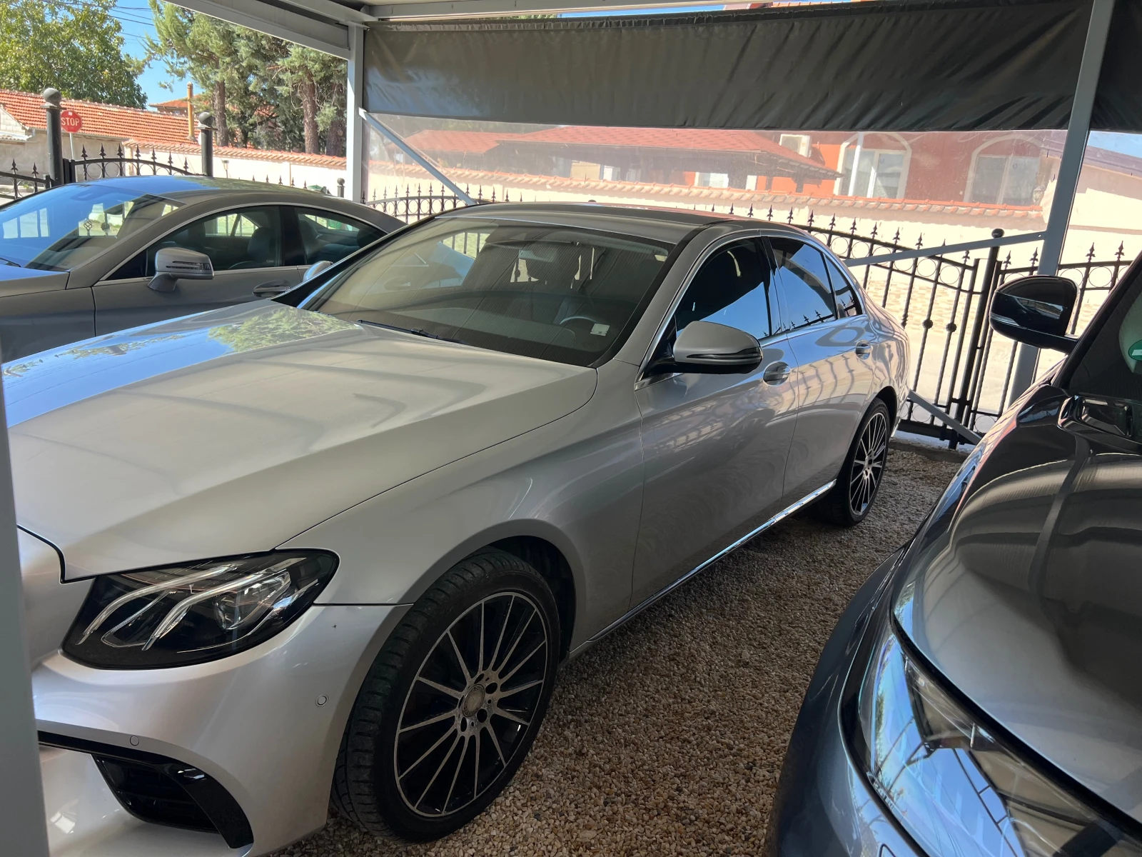 Mercedes-Benz E 220 Германия перфект, снимка 2 - Автомобили и джипове - 55975475