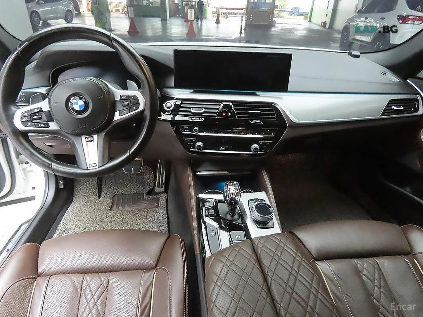 BMW 550 M550d xDrive* HUD* 360* ОБДУХВ* НАВИ* ПАНО, снимка 7 - Автомобили и джипове - 56047837