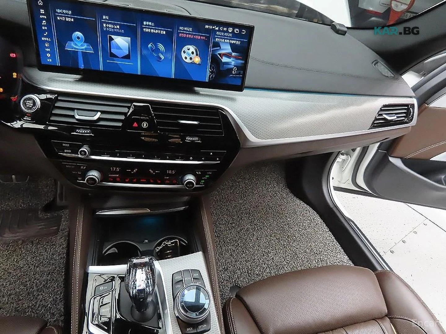 BMW 550 M550d xDrive* HUD* 360* ОБДУХВ* НАВИ* ПАНО, снимка 13 - Автомобили и джипове - 56047837