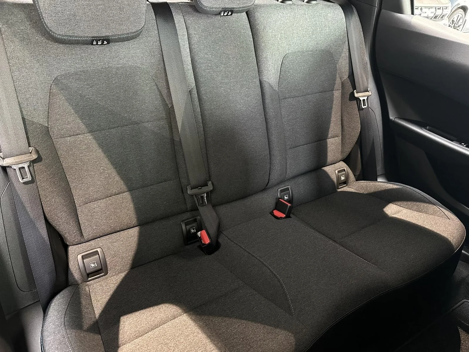 Renault Clio 6/EVOLUTION/НОВ/HEV 158HP/FWD/CAM/NAVI/339h, снимка 14 - Автомобили и джипове - 56200396