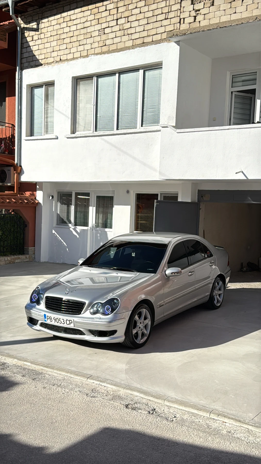 Mercedes-Benz C 220, снимка 6 - Автомобили и джипове - 56347503