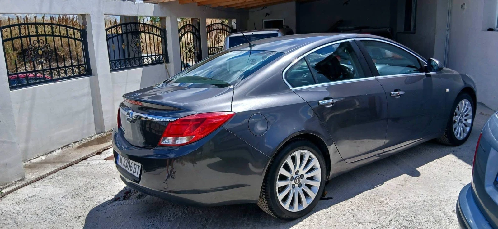 Opel Insignia, снимка 4 - Автомобили и джипове - 56628326