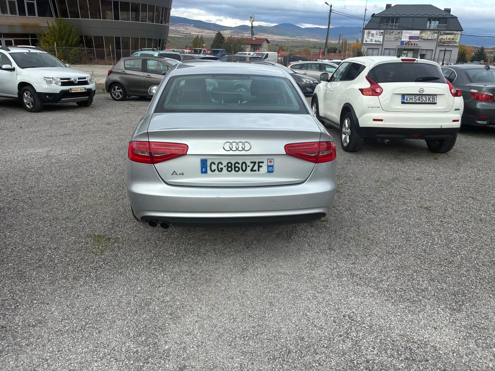 Audi A4 2.0TDI AUTOMATIC , снимка 5 - Автомобили и джипове - 56729923