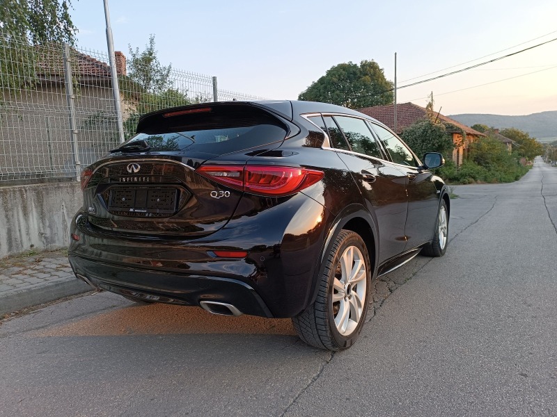 Infiniti Q30, снимка 8 - Автомобили и джипове - 42920929