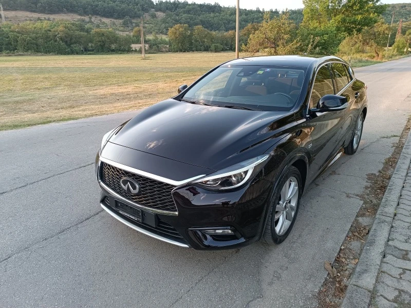 Infiniti Q30, снимка 4 - Автомобили и джипове - 42920929