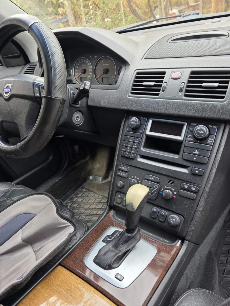 Volvo Xc90, снимка 2 - Автомобили и джипове - 52122186