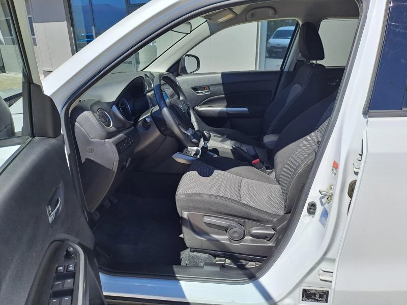 Suzuki Vitara 1.4 GL+ Booster Jet HYBRID 4X4 Коледен Бонус 5%, снимка 13 - Автомобили и джипове - 52196278