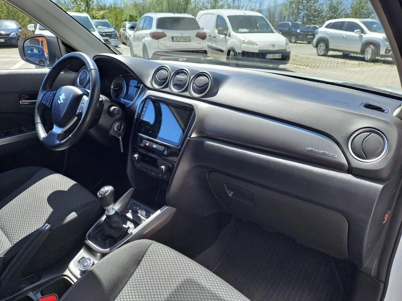 Suzuki Vitara 1.4 GL+ Booster Jet HYBRID 4X4 Коледен Бонус 5%, снимка 11 - Автомобили и джипове - 52196278