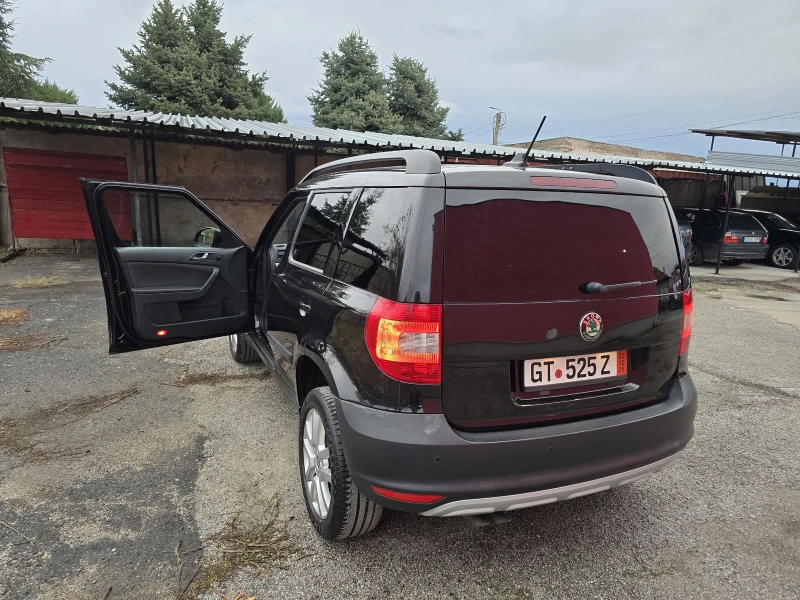 Skoda Yeti 2.0TDI 110к.с. вече РЕГИСТРИРАНА С БГ табели, снимка 9 - Автомобили и джипове - 52428761