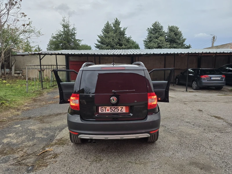 Skoda Yeti 2.0TDI 110к.с. вече РЕГИСТРИРАНА С БГ табели, снимка 8 - Автомобили и джипове - 52428761