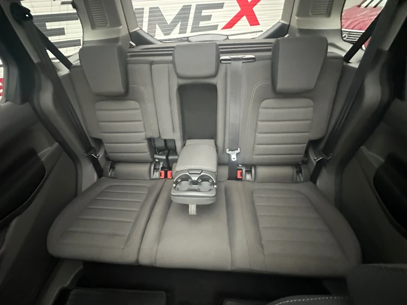 Ford Tourneo Connect 1.5D* PANORAMA* AUTOMAT* REALNI KM* , снимка 10 - Автомобили и джипове - 52536548