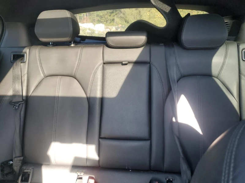 Alfa Romeo Stelvio, снимка 10 - Автомобили и джипове - 53292037