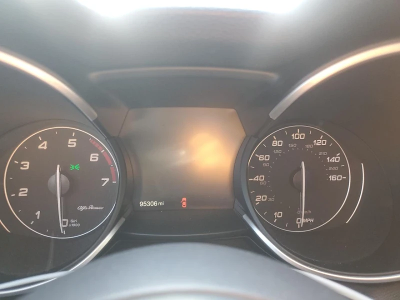 Alfa Romeo Stelvio, снимка 9 - Автомобили и джипове - 53292037