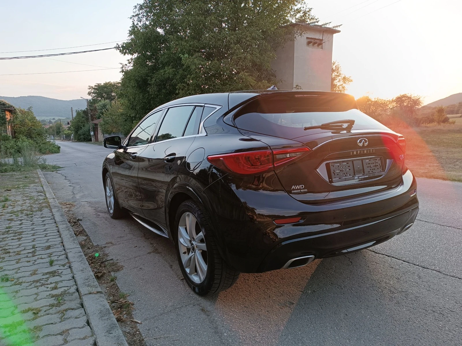 Infiniti Q30  - изображение 7