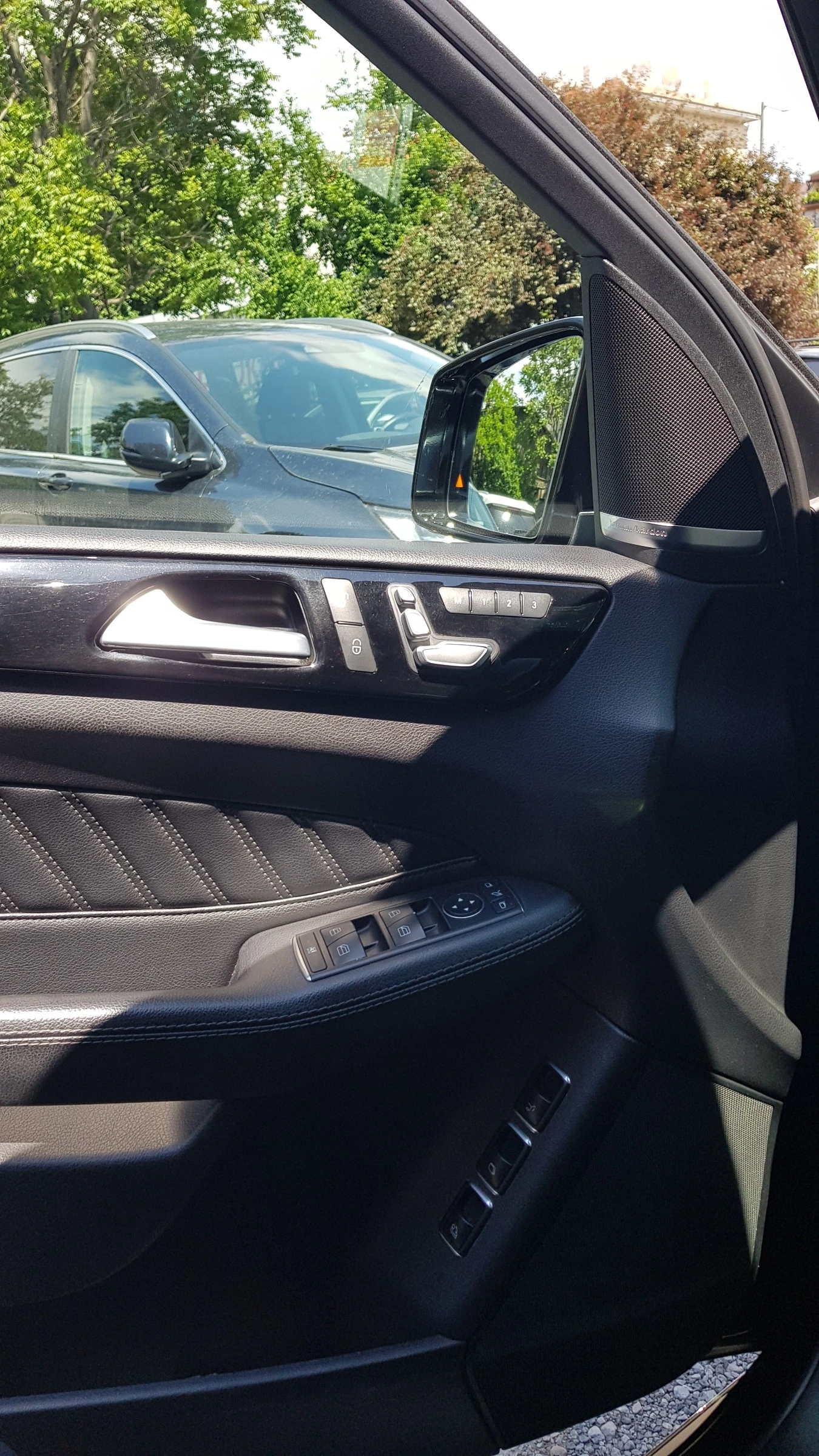 Mercedes-Benz GLS 350  - изображение 5