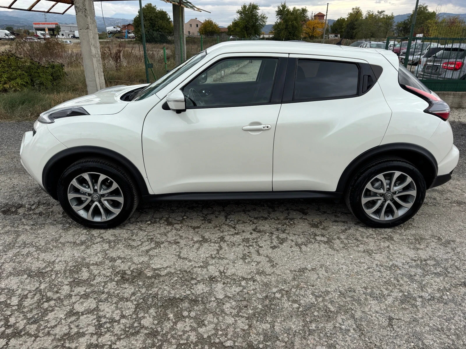 Nissan Juke 1.5 dCi * TEKNA* CAMERA 360* FULL* E6B*  | Mobile.bg   7