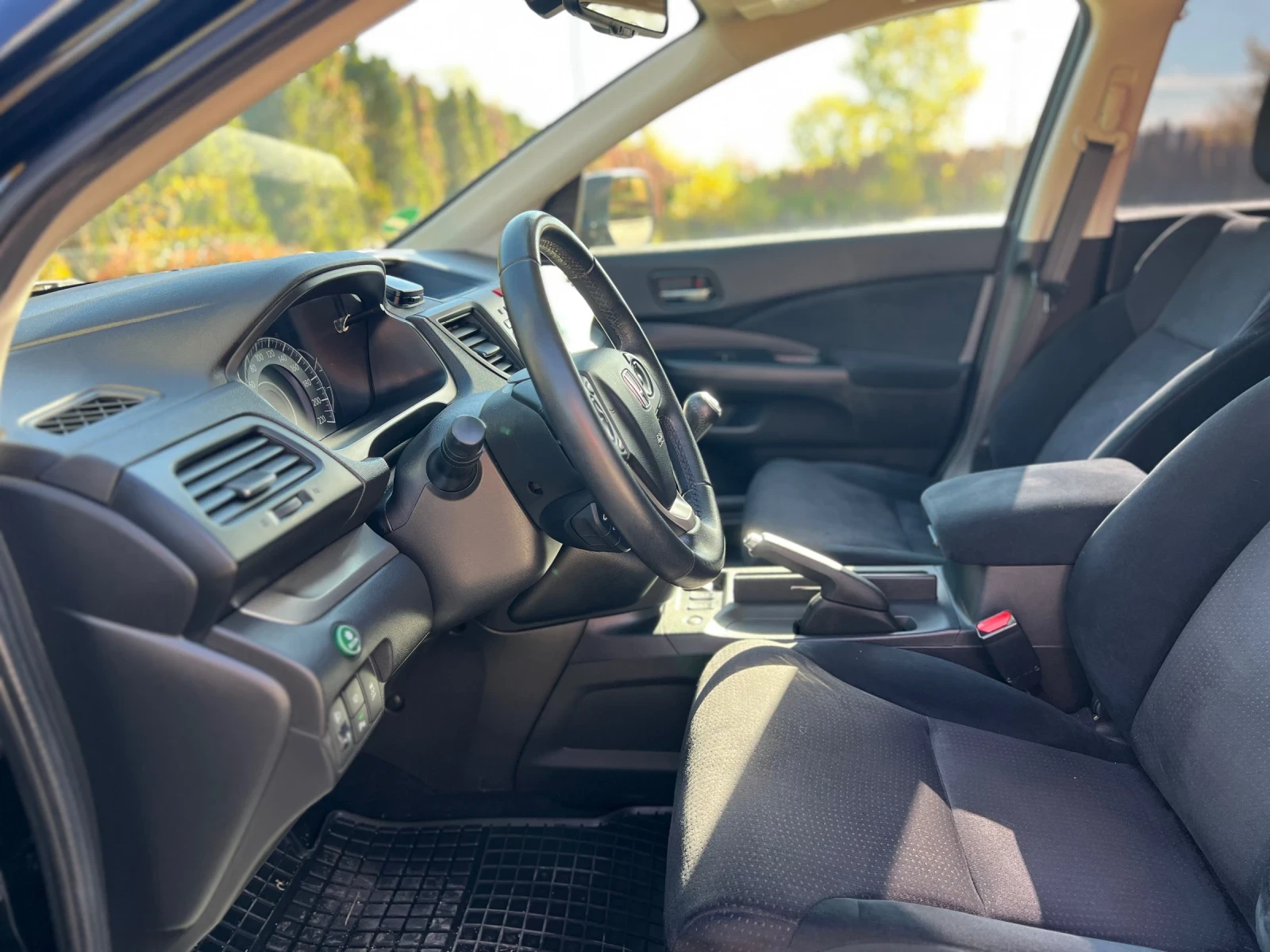 Honda Cr-v 2.0-Бензин-Обслужена-лизинг през Уникредит по 365л - изображение 9