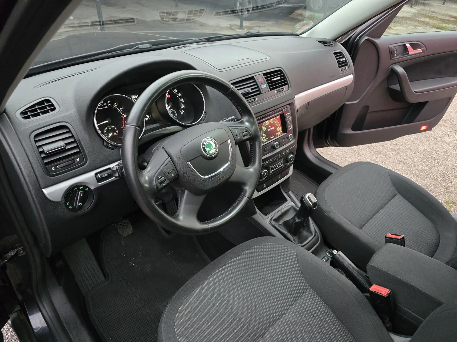 Skoda Yeti 2.0TDI 110.. | Mobile.bg   7