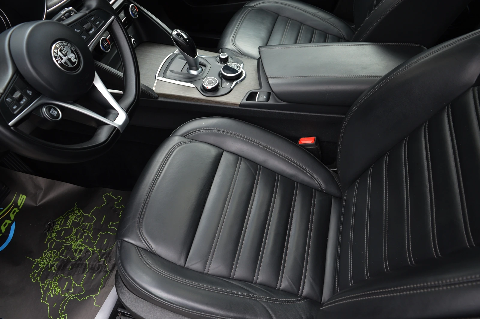 Alfa Romeo Stelvio 2.2JTD Q4 - ШВЕЙЦАРИЯ, снимка 8 - Автомобили и джипове - 54080968