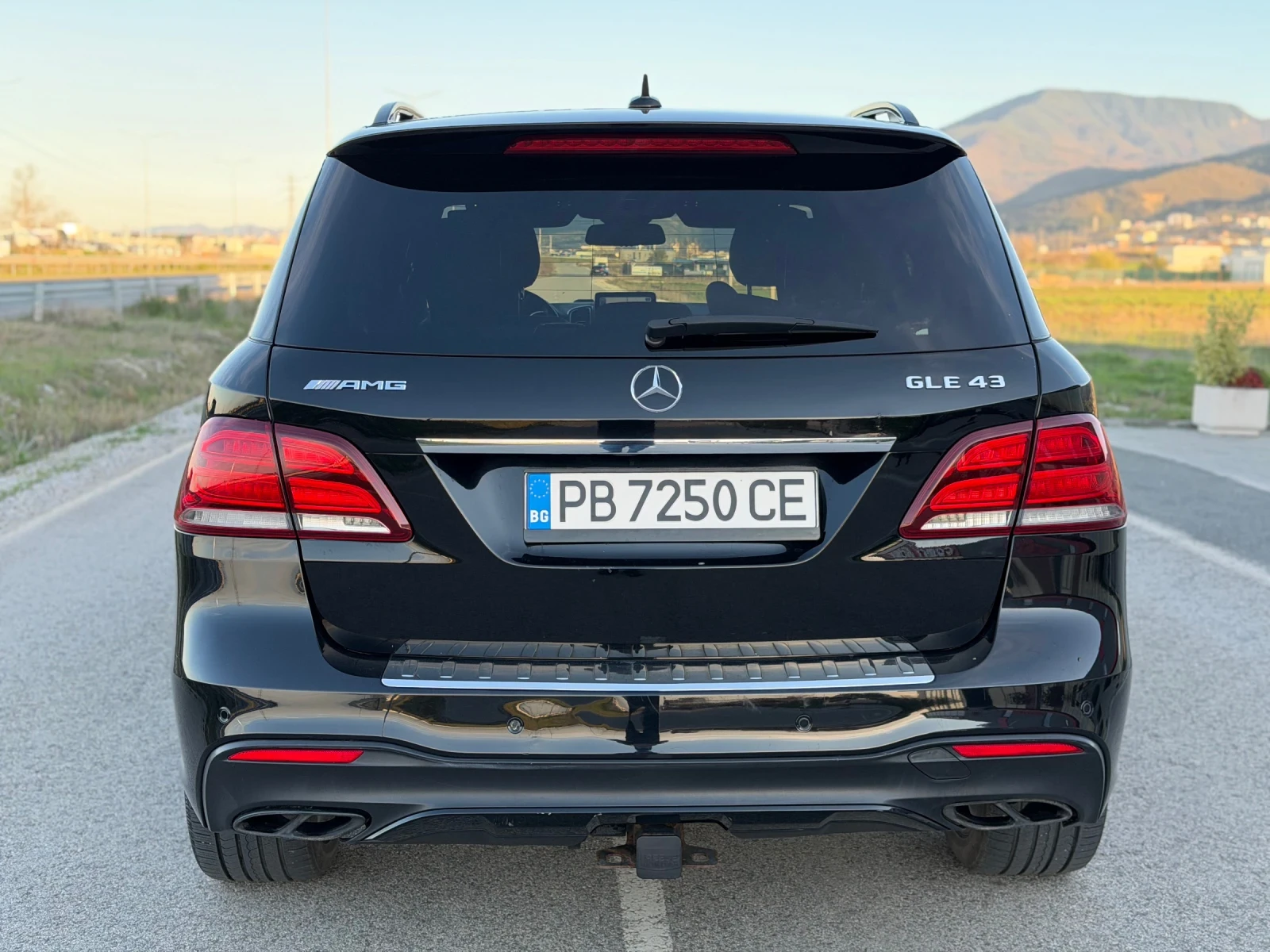 Mercedes-Benz GLE 43 AMG FULL, снимка 7 - Автомобили и джипове - 54117840