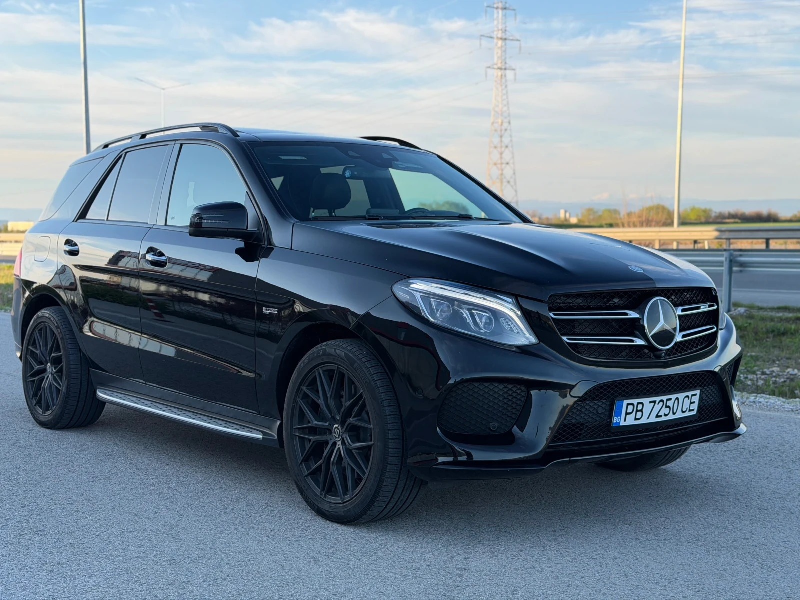 Mercedes-Benz GLE 43 AMG FULL, снимка 6 - Автомобили и джипове - 54117840