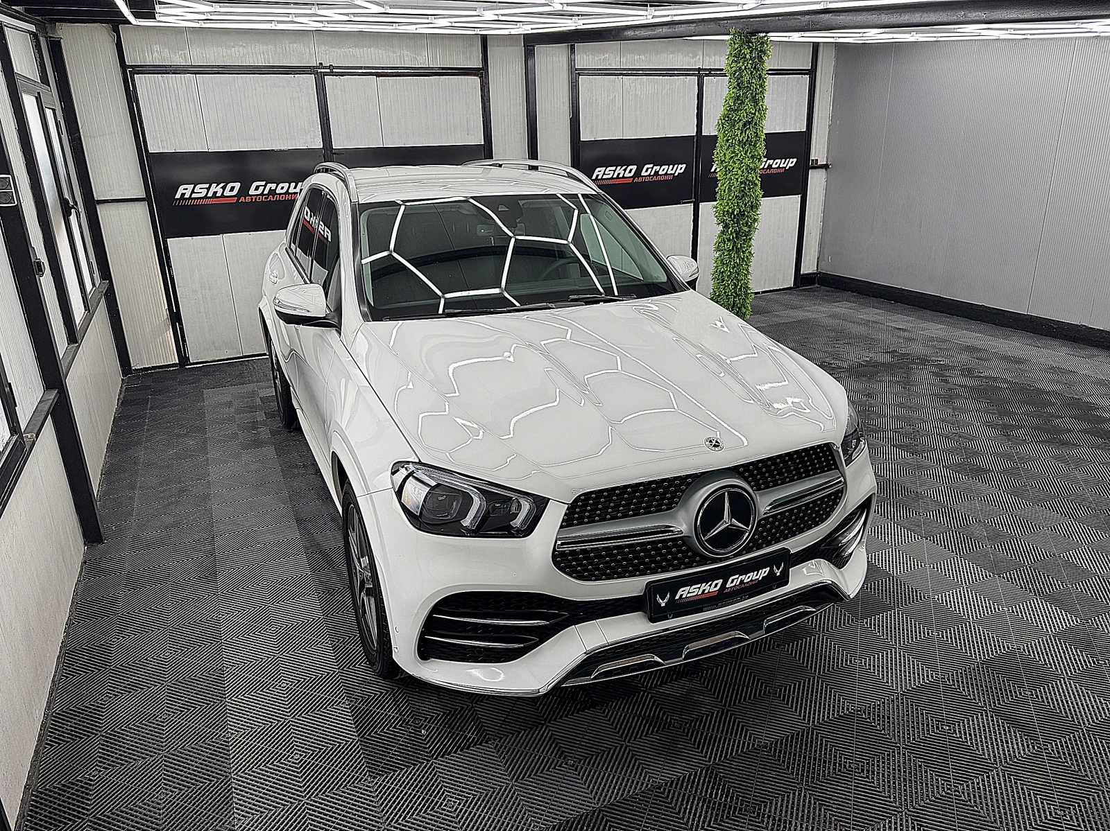 Mercedes-Benz GLE 350 AMG-line/KeylessGo/ 360-kamera/9gt/СОБСТВЕН ЛИЗИНГ, снимка 7 - Автомобили и джипове - 54132825