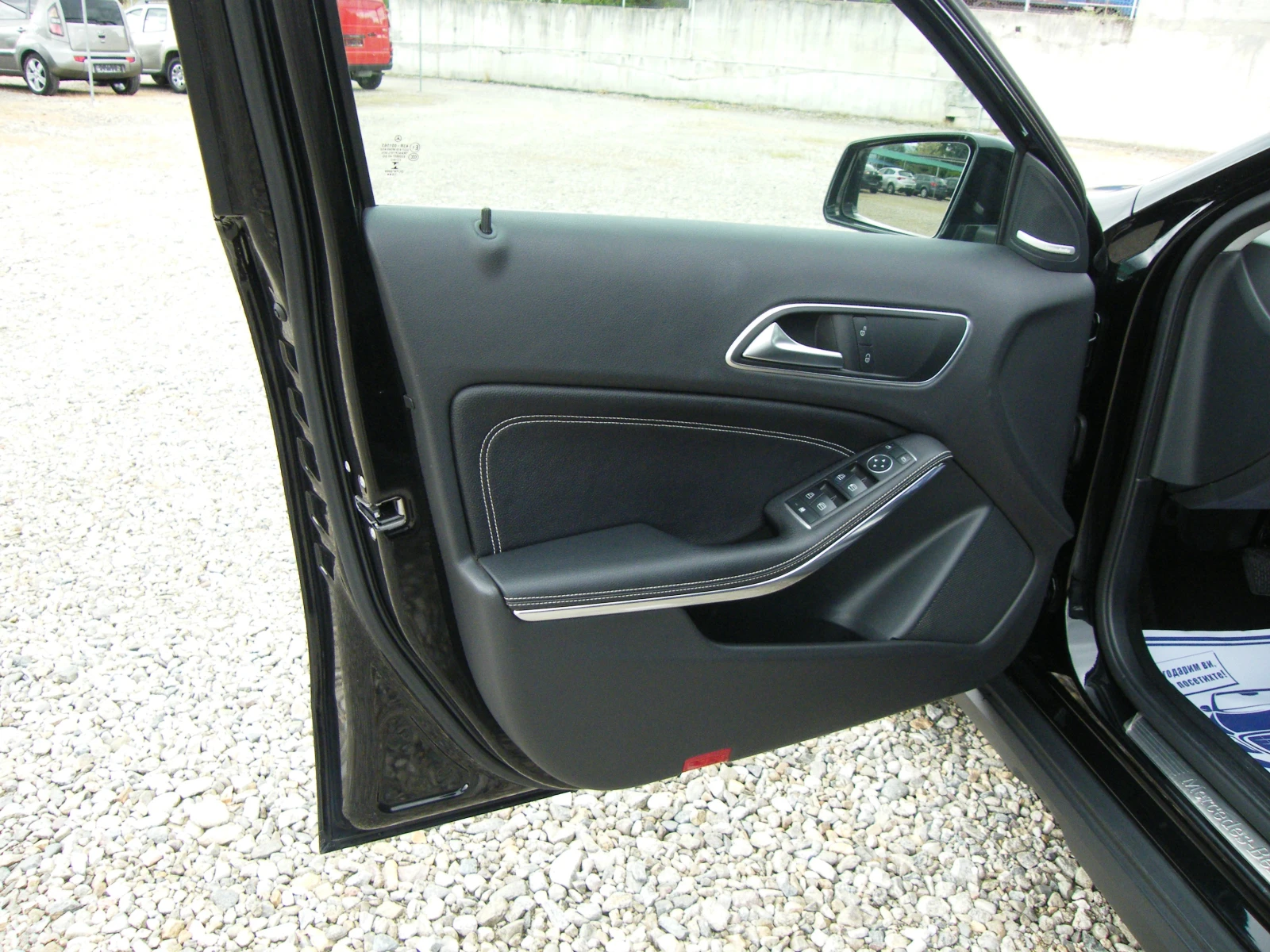 Mercedes-Benz GLA 200 129 000км, снимка 7 - Автомобили и джипове - 54651604