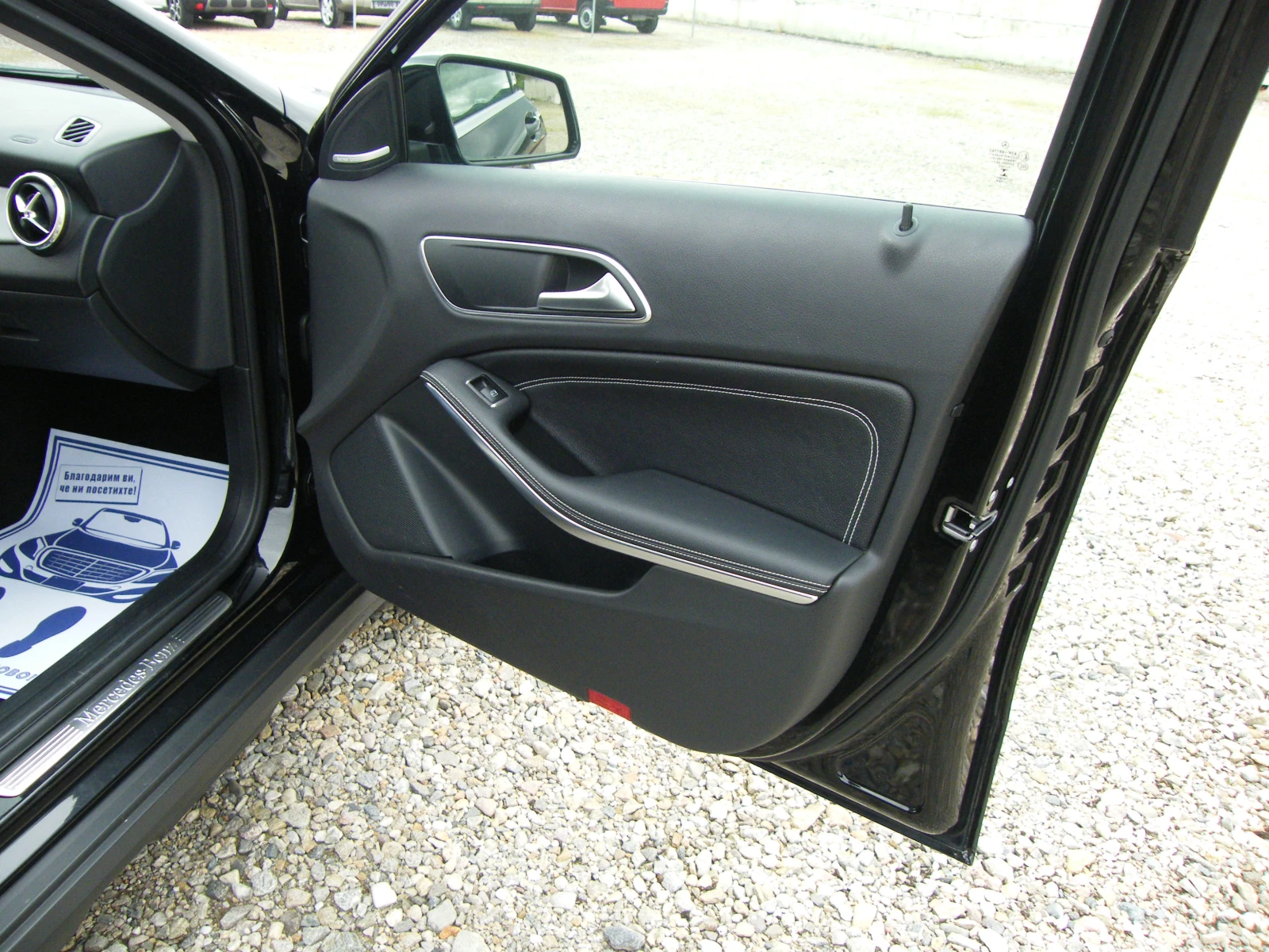 Mercedes-Benz GLA 200 129 000км, снимка 15 - Автомобили и джипове - 54651604