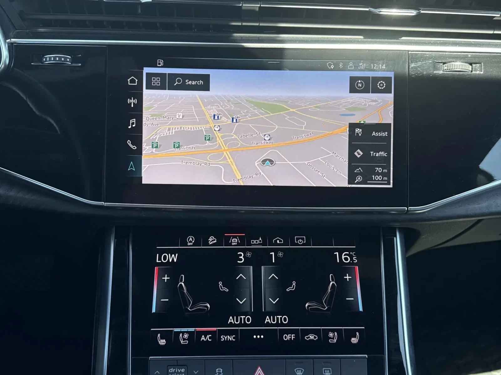 Audi Q8 Progressiv * CARFAX * АВТО КРЕДИТ * , снимка 9 - Автомобили и джипове - 54767655