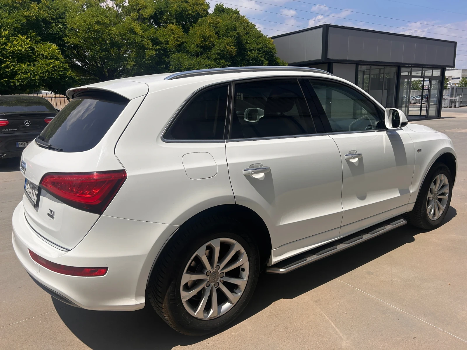 Audi Q5 2.0TDI quattro, снимка 5 - Автомобили и джипове - 55293373
