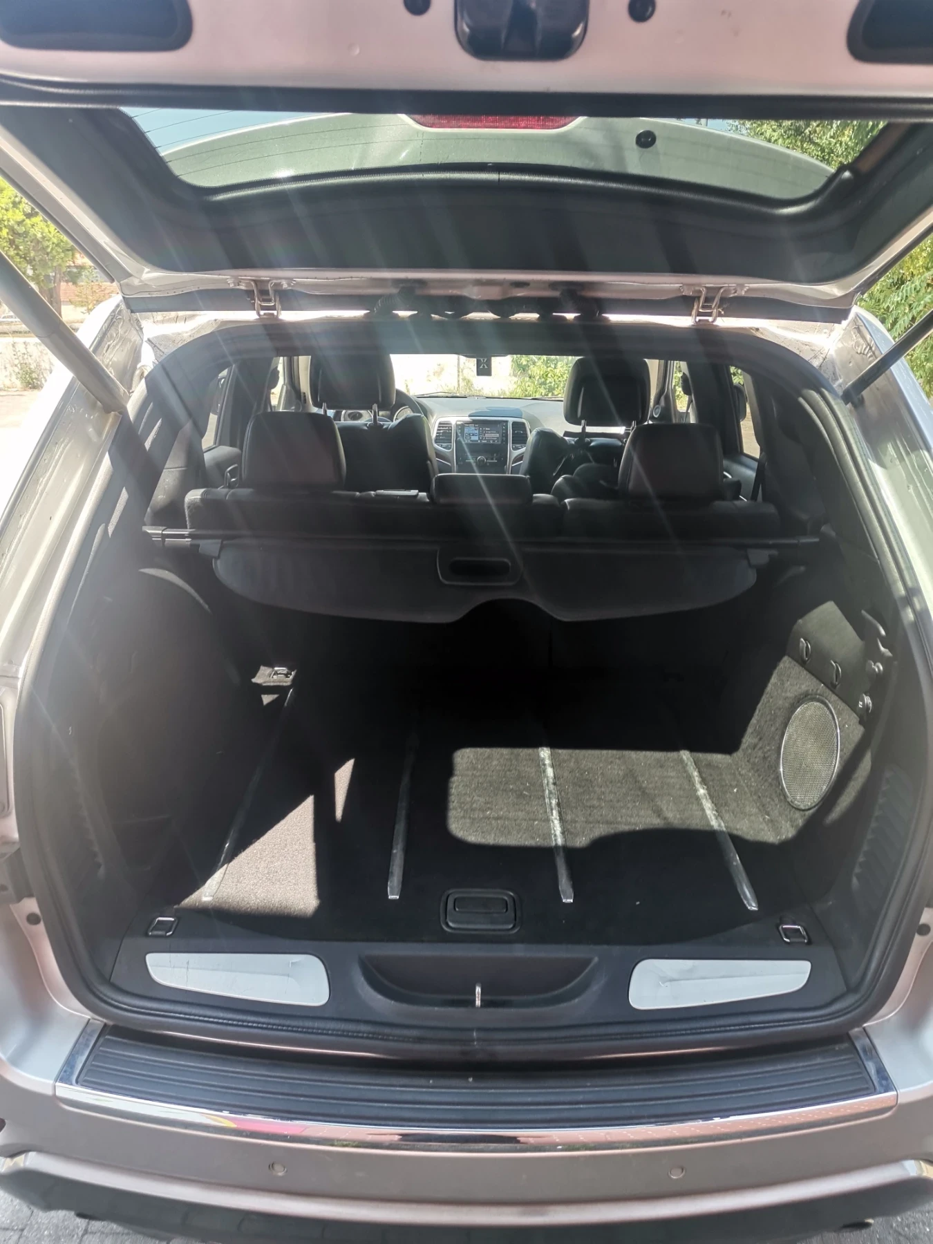 Jeep Grand cherokee 136000км, снимка 11 - Автомобили и джипове - 55508945