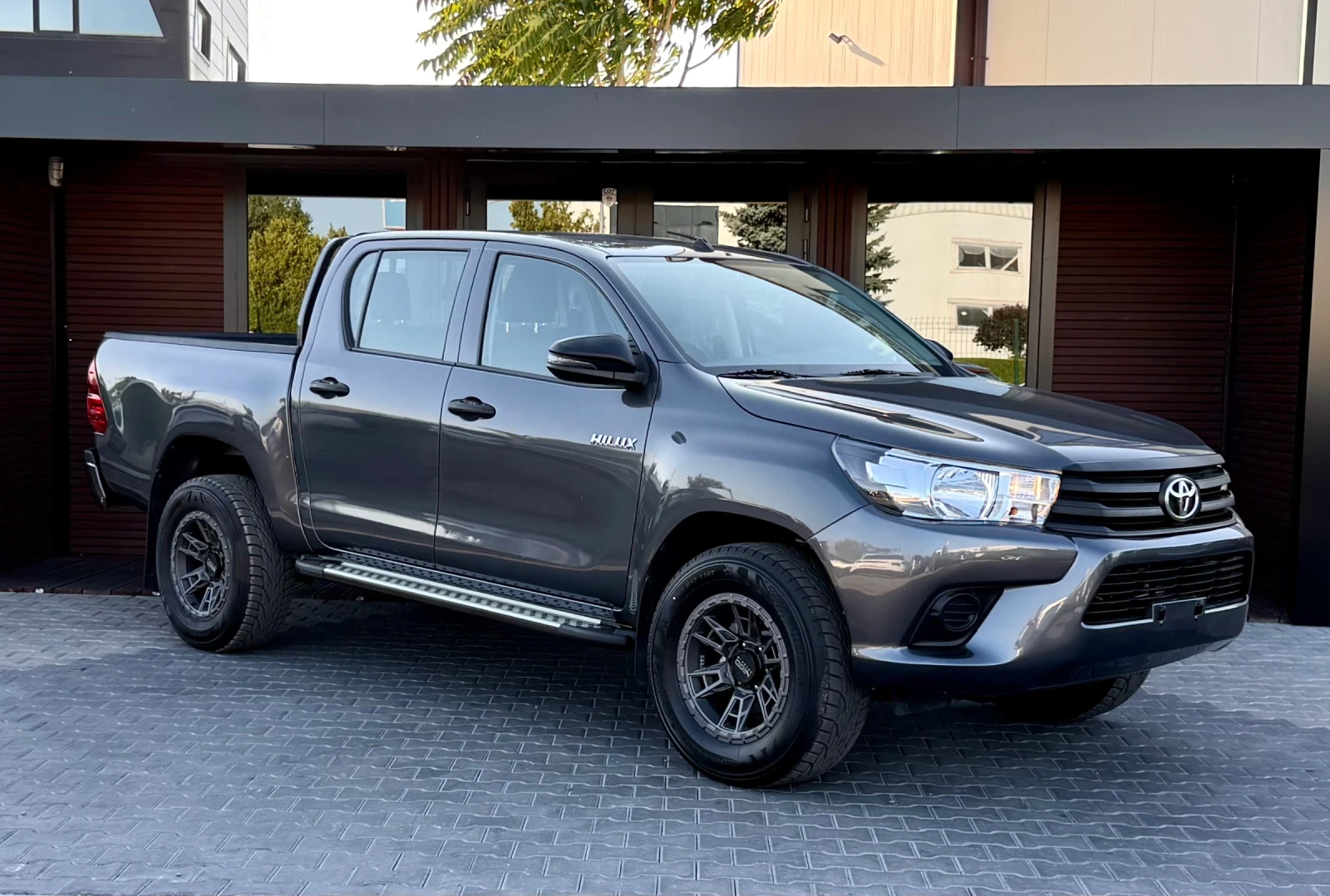 Toyota Hilux D4D* DOUBLE-CAB* Подгрев* Лизинг, снимка 3 - Автомобили и джипове - 55555958