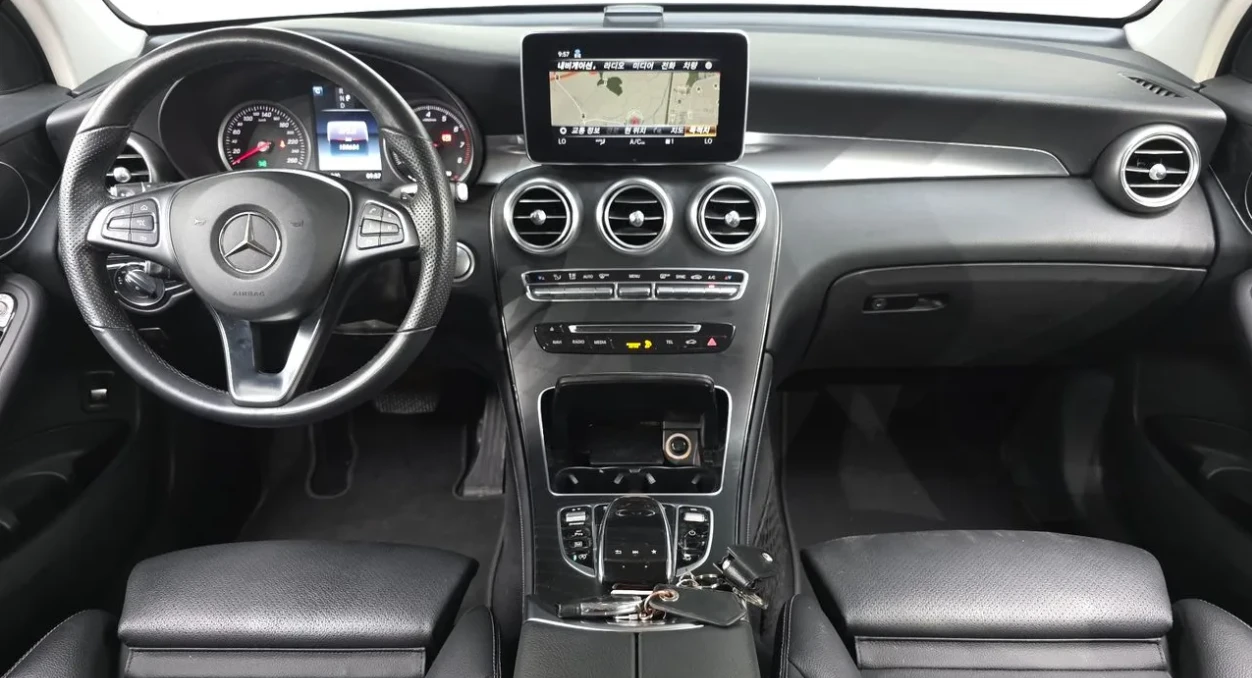 Mercedes-Benz GLC 300 4-Matic* MEMORY* КОЖА* ПОДРЕВ* , снимка 10 - Автомобили и джипове - 55647621