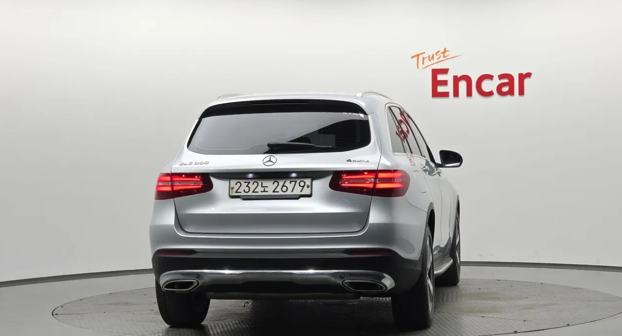Mercedes-Benz GLC 300 4-Matic* MEMORY* КОЖА* ПОДРЕВ* , снимка 4 - Автомобили и джипове - 55647621