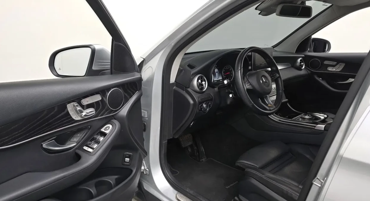 Mercedes-Benz GLC 300 4-Matic* MEMORY* КОЖА* ПОДРЕВ* , снимка 6 - Автомобили и джипове - 55647621