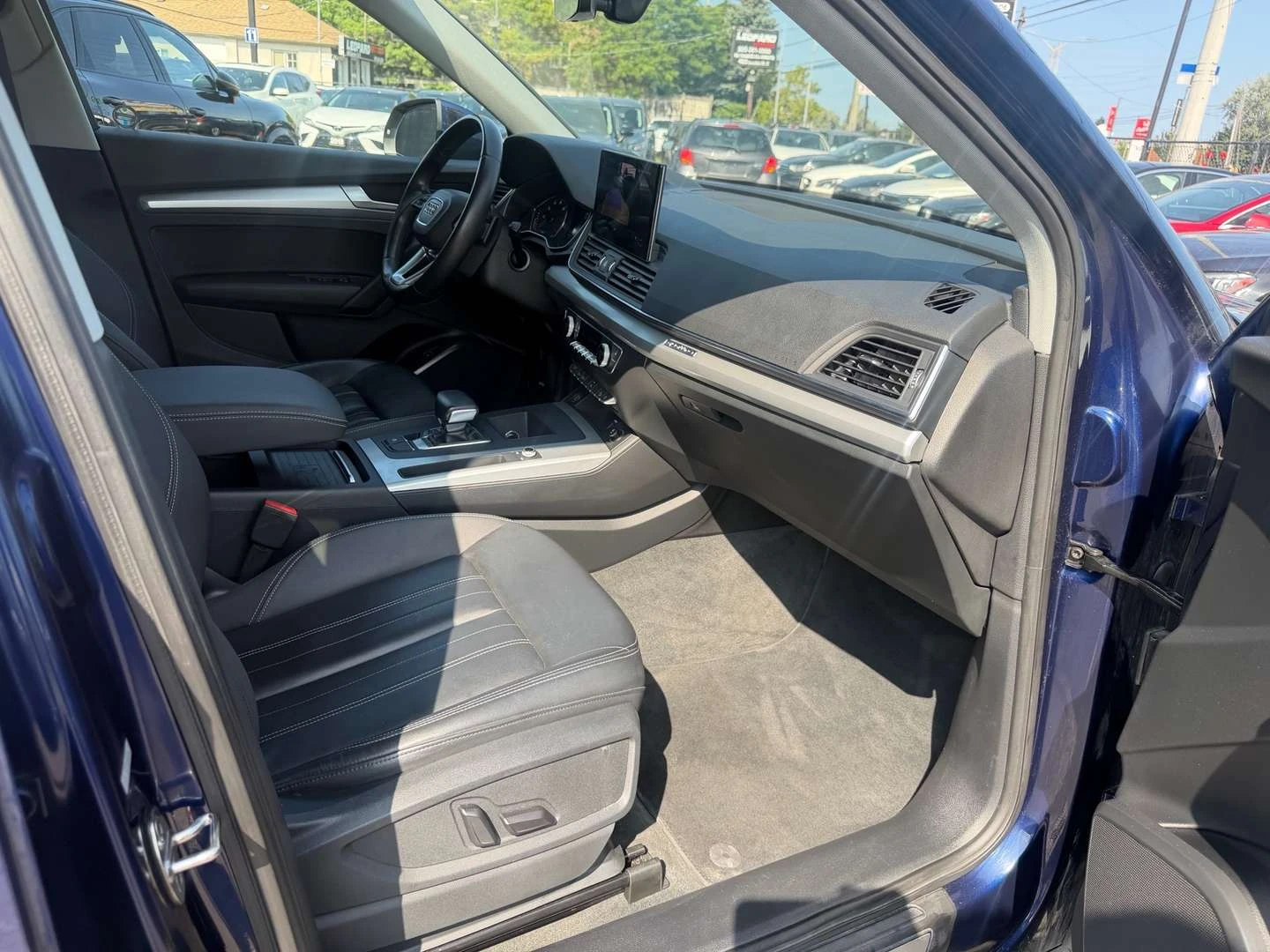 Audi Q5, снимка 17 - Автомобили и джипове - 56115436
