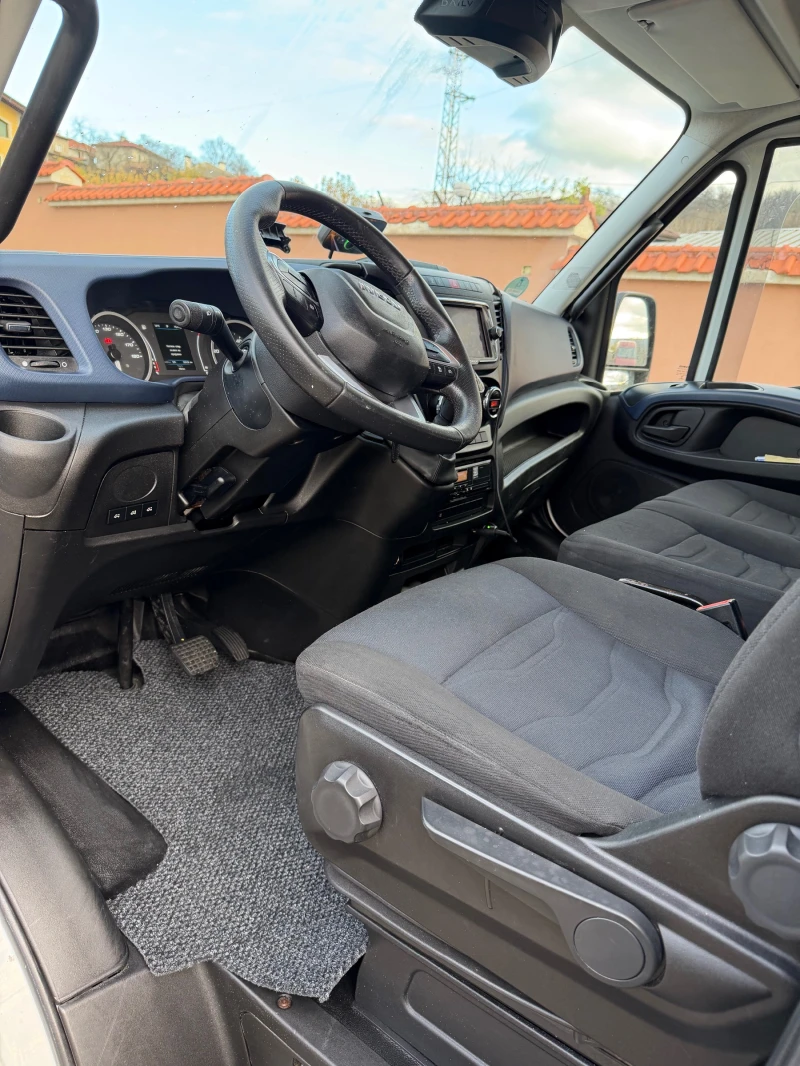 Iveco Daily 70C Уникален XXXL, снимка 8 - Бусове и автобуси - 52713176