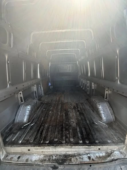 Ford Transit 2.4 113hp, снимка 4 - Бусове и автобуси - 54943185